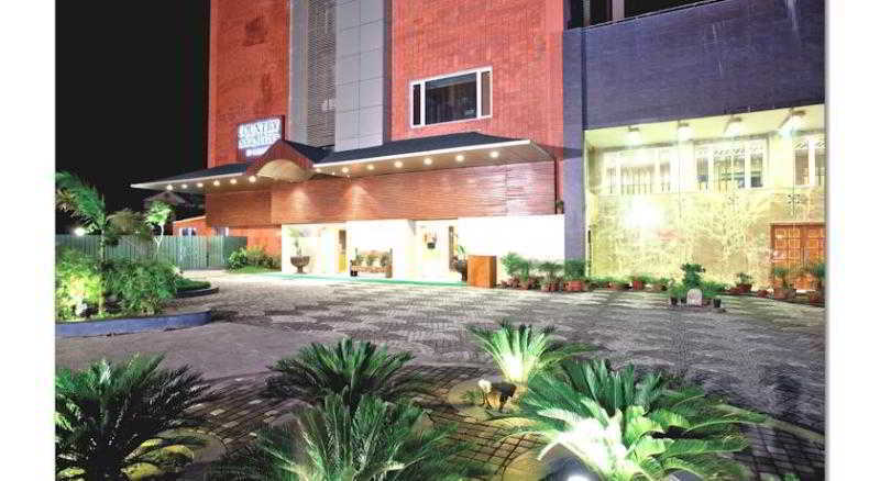 Country Inn Ahmedabad Buitenkant foto
