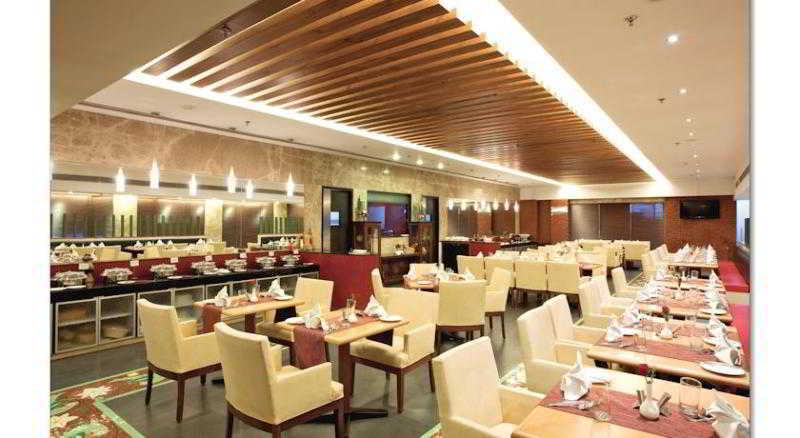 Country Inn Ahmedabad Buitenkant foto