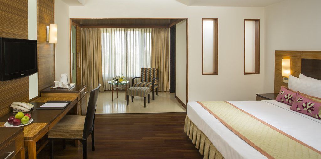 Country Inn Ahmedabad Buitenkant foto